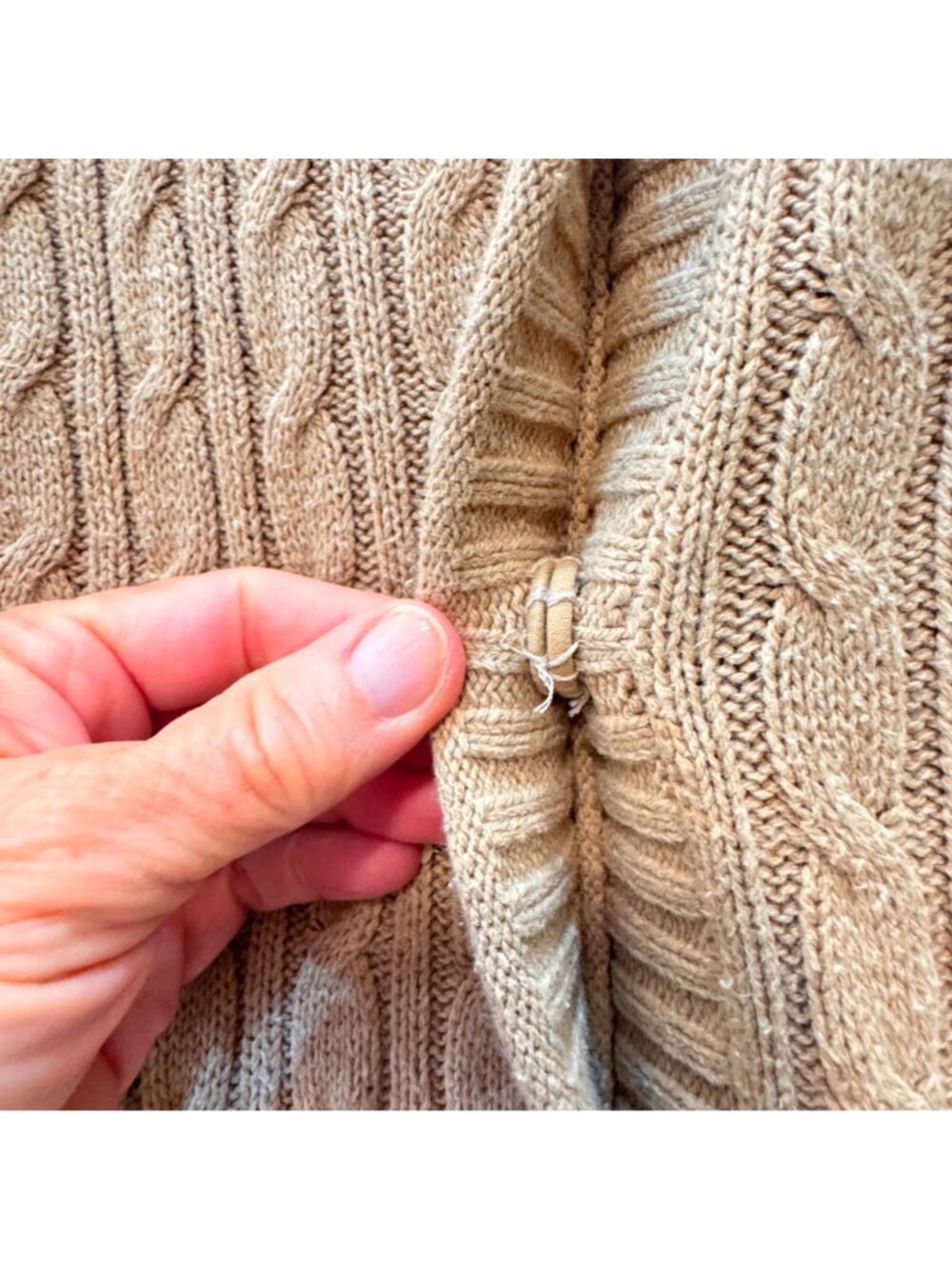 IZOD Cable Knit Long Tan Cardigan Small Country Club Deep V Light Academia BOHO - Picture 7 of 9